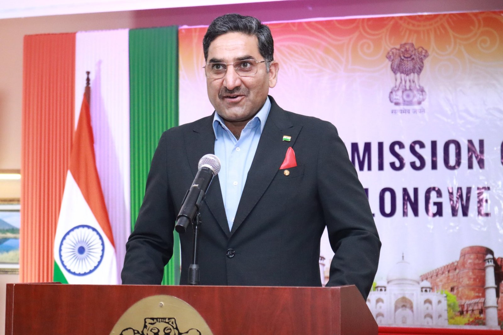 Performance of Rajasthani Folk Dance Troupe at Riverside Hotel